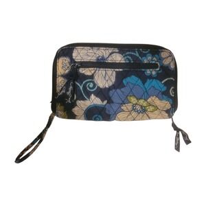 Vera Bradley Blue Floral  Wristlet‎ Wallet Clutch